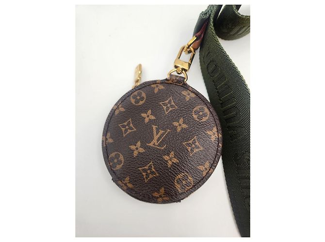 Louis Vuitton Bolso cruzado Multi Pochette Accesorios Caqui Castaño - vista 7