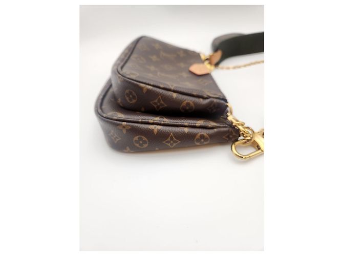 Louis Vuitton Bolso cruzado Multi Pochette Accesorios Caqui Castaño - vista 9