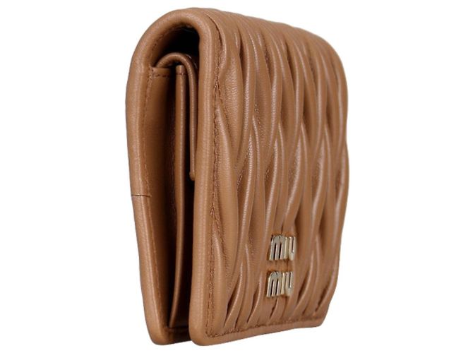 Miu Miu Tarjetero de Mujer Matelassé AFPP Marrón Castaño - vista 4