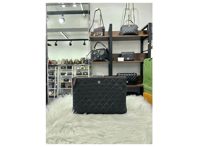 Chanel Clutch Caviar Classico Medio Nero - vista 2