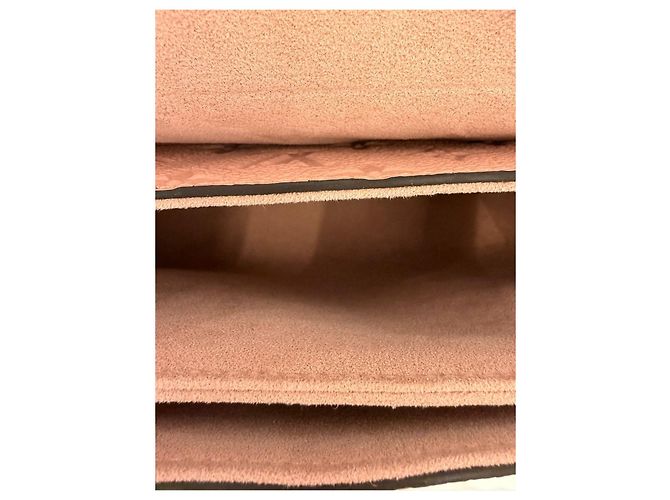 Louis Vuitton Monogramma George BB Rosa - vista 15