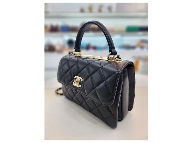 Trendy CC Chanel Borsa tote e a spalla integrata in pelle di agnello CC alla moda Nero - vista 13