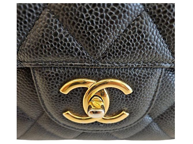 Chanel Borsa Maxi Flap in Caviar Oro Classico Nero - vista 13