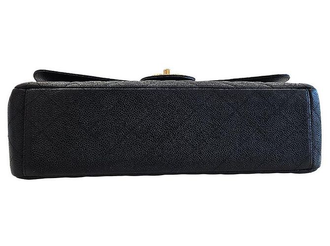 Chanel Borsa Maxi Flap in Caviar Oro Classico Nero - vista 4