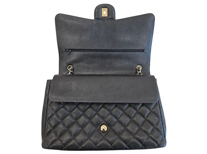 Chanel Borsa Maxi Flap in Caviar Oro Classico Nero - vista 9