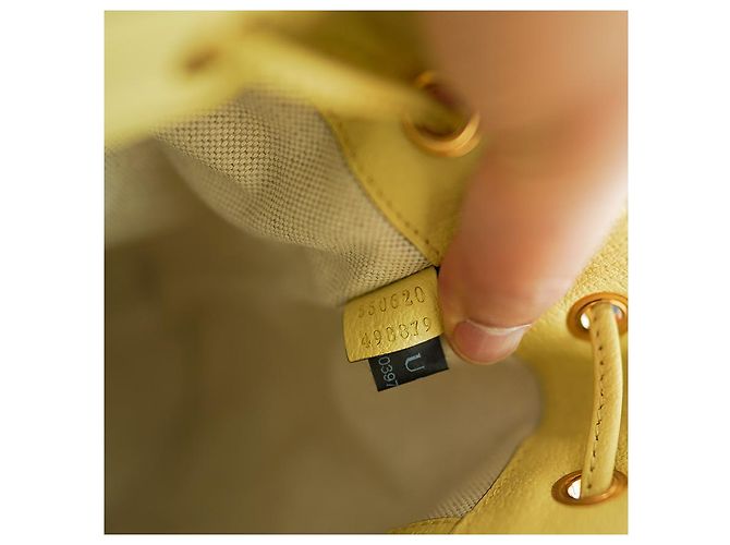 Gucci Mini Borsa a secchiello UKMBG in tela gialla UKMBG Giallo - vista 9
