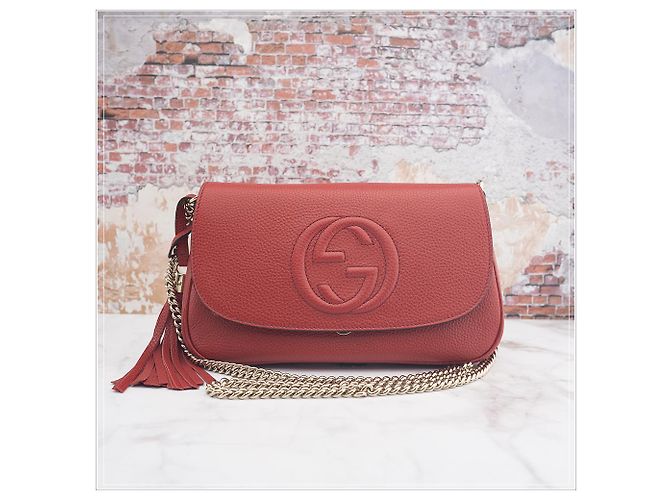 Burberry Borsa a tracolla Gucci da donna in pelle rossa con catena Rosso - vista 3