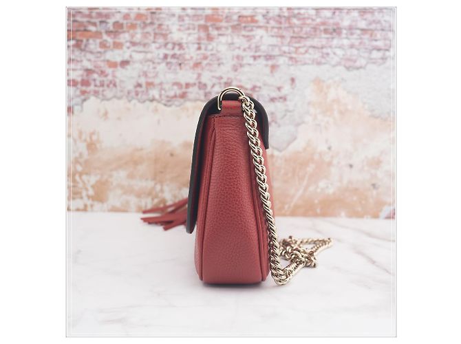 Burberry Borsa a tracolla Gucci da donna in pelle rossa con catena Rosso - vista 4