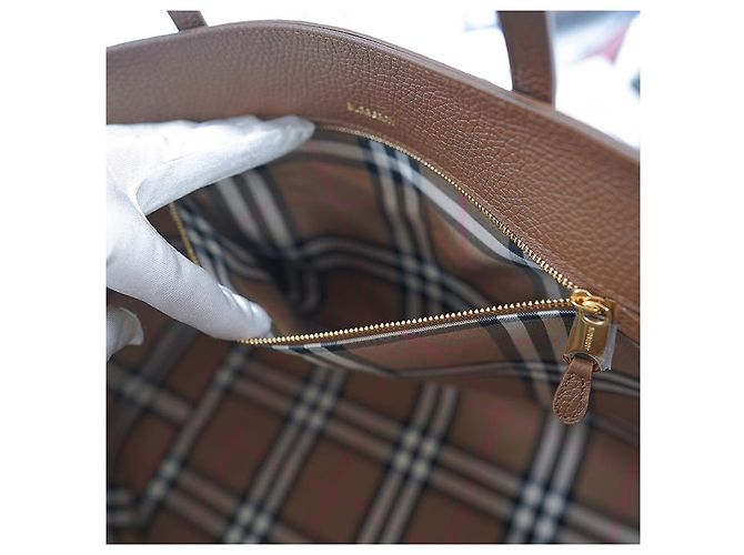 Burberry Borsa a spalla media London in pelle marrone - vista 10