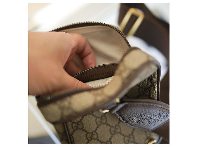 Gucci Borsa Mini Ophidia Sling in tessuto rivestito beige Marrone - vista 23