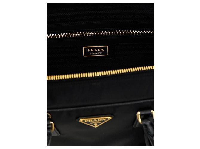 Prada Medium Lina Nylon Saffiano Tote Schwarz - Ansicht 7