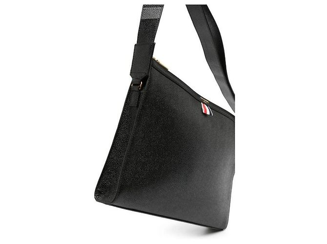 Thom Browne Porta-documentos diagonal em couro pebble grain Preto - vista 6