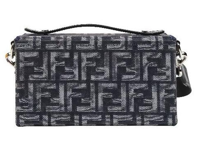 Fendi Borsa a tracolla Baguette Trunk Juka Nera Nero - vista 3