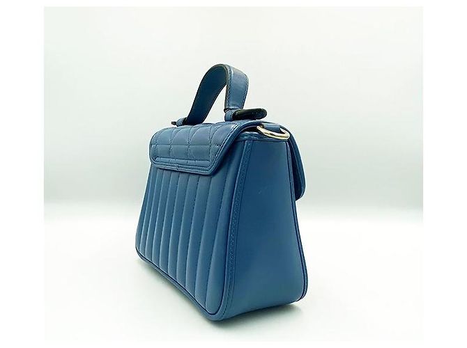 Gucci Borsa tote mini GG Marmont matelassé blu - vista 3