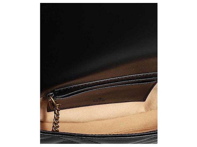 Gucci Borsa Mini GG Marmont Matelassé con Catena DTDHT Nero - vista 5