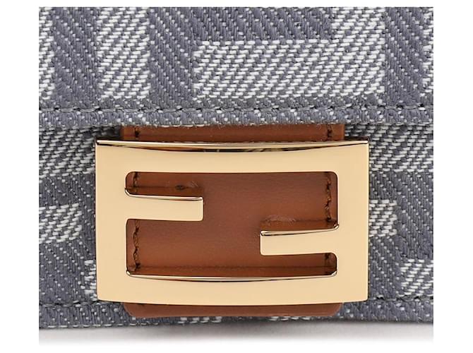Fendi Micro Baguette Tri-fold Azul - vista 9