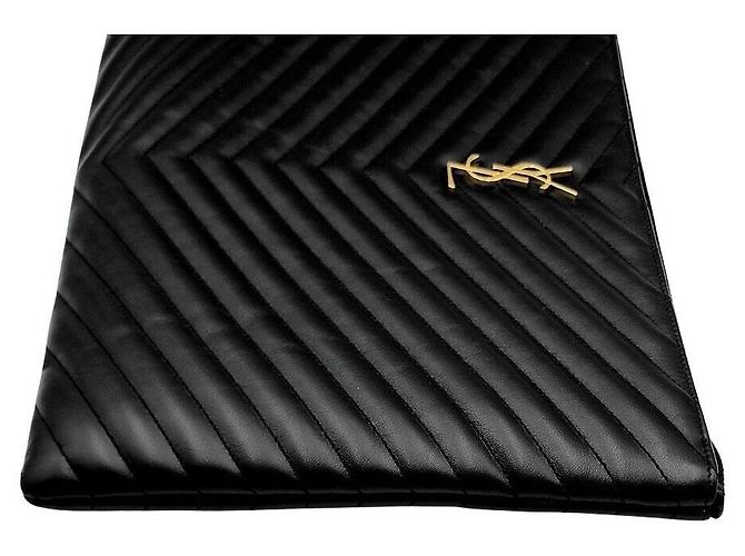 Saint Laurent Clutch Monogram Negro - vista 4