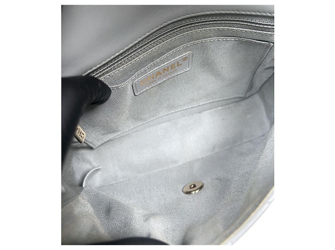 Chanel Borsa a spalla plissettata CC grigia Marrone - vista 5