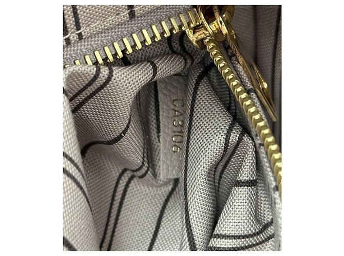 Louis Vuitton Borsa Tote Pont Neuf Monogram Empreinte Rosa - vista 10