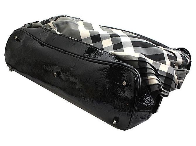 Burberry Grande borsa a spalla in check nero stropicciato - vista 4