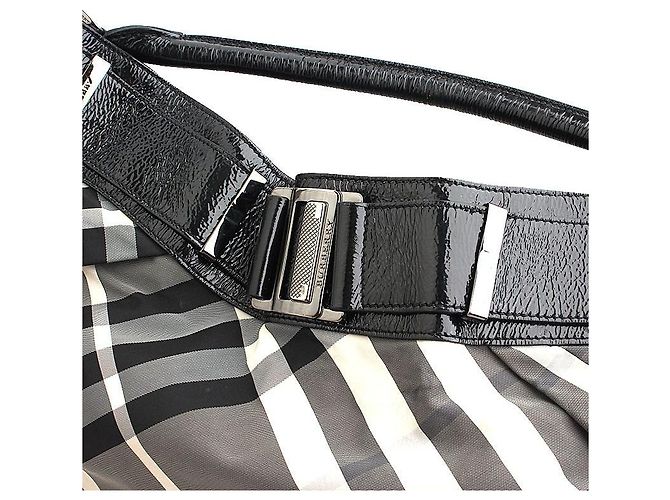 Burberry Grande borsa a spalla in check nero stropicciato - vista 6
