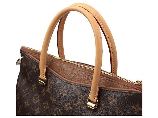 Louis Vuitton Borsa Tote e a Spalla Monogram Palace Marrone mm - vista 6