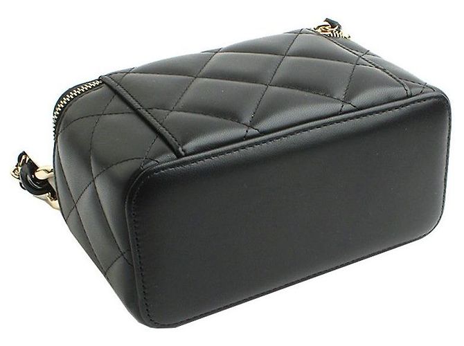 Chanel Borsa a tracolla Vanity in pelle di agnello nera con finiture dorate - Serie Nero - vista 4