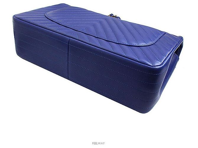 Chanel Borsa a spalla in pelle di agnello blu reale con doppio flap - Serie Chevron - vista 4