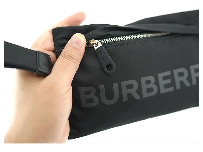 Burberry Pochette in nylon Black Nero - vista 10