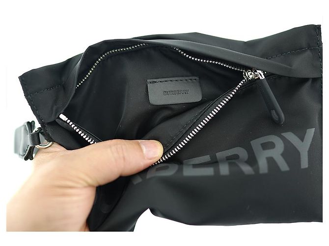 Burberry Pochette in nylon Black Nero - vista 11