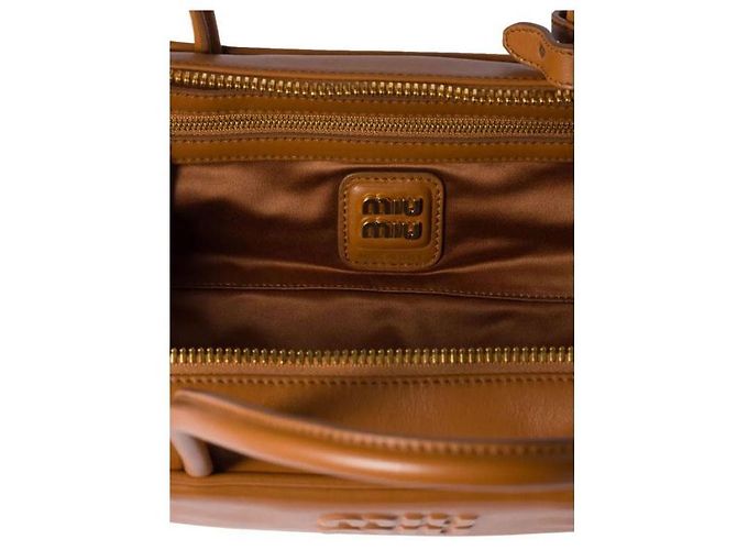Miu Miu Kleiner Lederbogenbeutel Braun - Ansicht 5