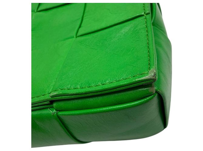 Cassette Bottega Veneta Borsa a tracolla in pelle intrecciata Parricat Verde - vista 7