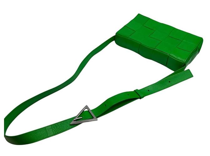 Cassette Bottega Veneta Borsa a tracolla in pelle intrecciata Parricat Verde - vista 8