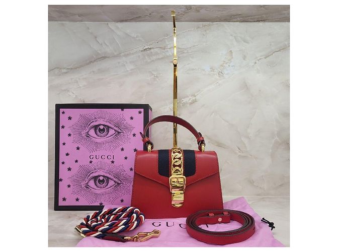Gucci Sylvie Mini rote Handtasche mit Obergriff - Ansicht 2
