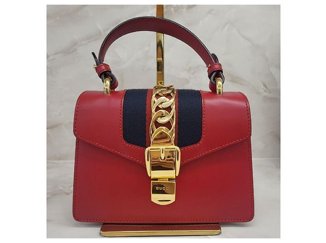 Gucci Sylvie Mini rote Handtasche mit Obergriff - Ansicht 3