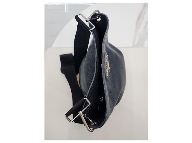 Prada Vitello Phoenix Small Bucket Shoulder Bag Black - view 11