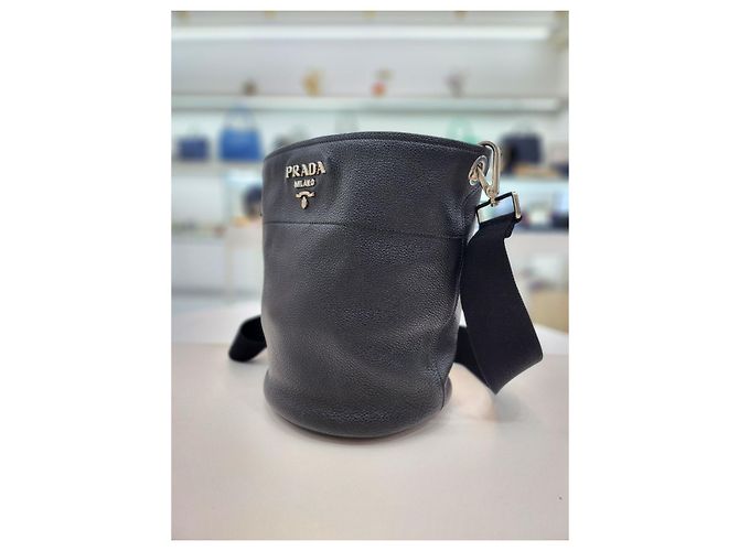 Prada Vitello Phoenix Small Bucket Shoulder Bag Black - view 12