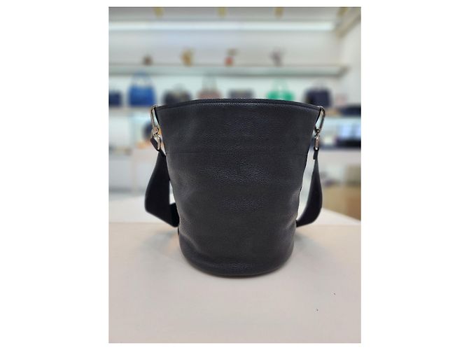 Prada Vitello Phoenix Small Bucket Shoulder Bag Black - view 14