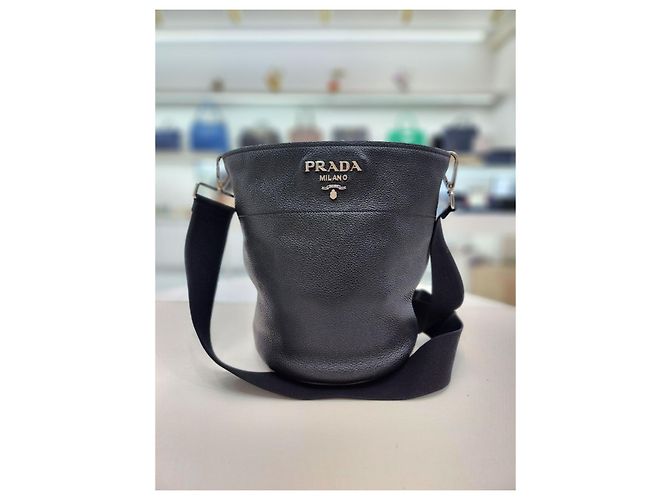 Prada Vitello Phoenix Small Bucket Shoulder Bag Black - view 9