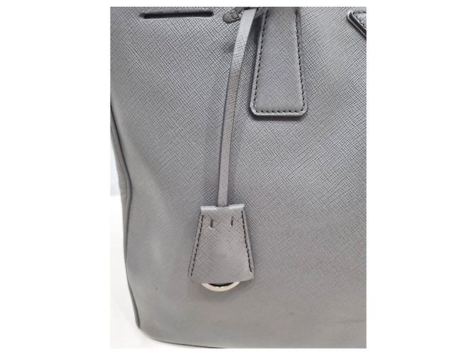 Prada Borsa tote e borsa a spalla Saffiano Lux grigia Marrone - vista 19