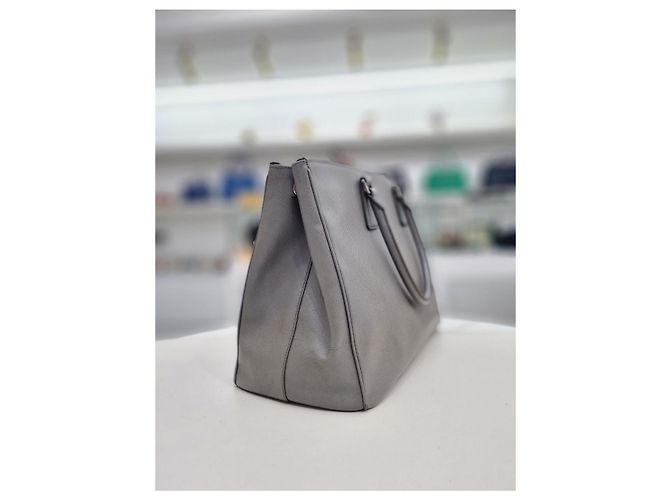 Prada Borsa tote e borsa a spalla Saffiano Lux grigia Marrone - vista 4