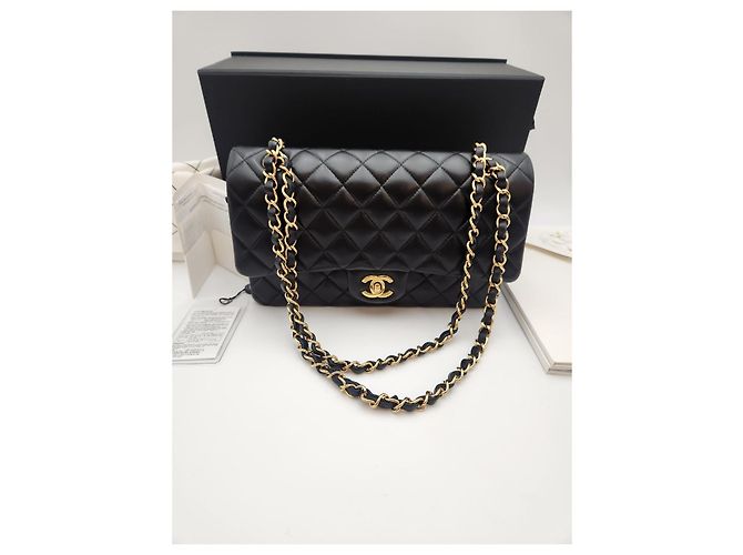 Chanel Clásico Medio Cordero Negro Condición - vista 4