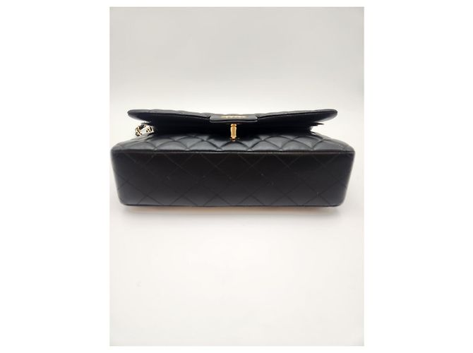 Chanel Clásico Medio Cordero Negro Condición - vista 9