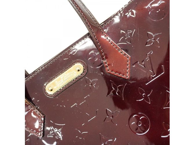 Borsa Tote Vernis Wilshire PM di Louis Vuitton Bordò - vista 9