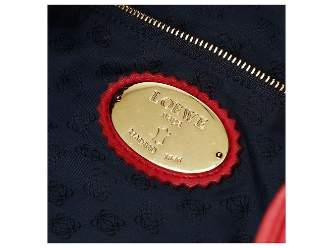 Borsa a Spalla in Pelle Morbida Anagram Loewe Rosso - vista 10