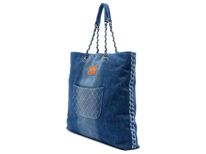 Chanel Blaue bedruckte Denim-Einkaufstasche - Ansicht 2
