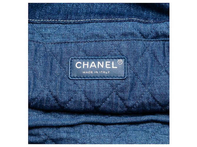 Chanel Blaue bedruckte Denim-Einkaufstasche - Ansicht 5