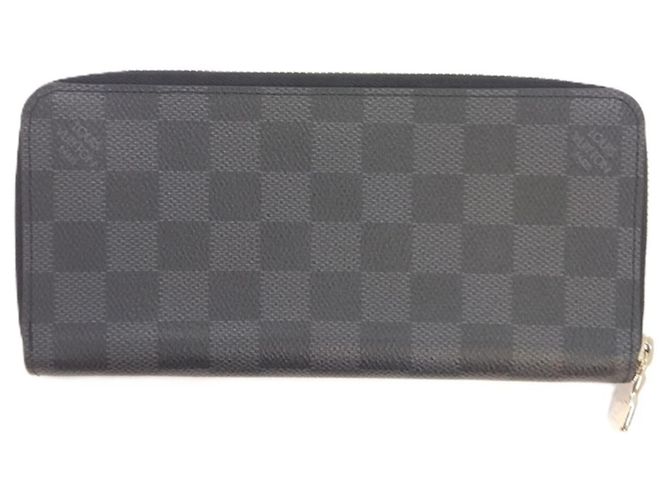 Louis Vuitton Zippy Wallet in Damier Graphite Black Damier ebene - view 2