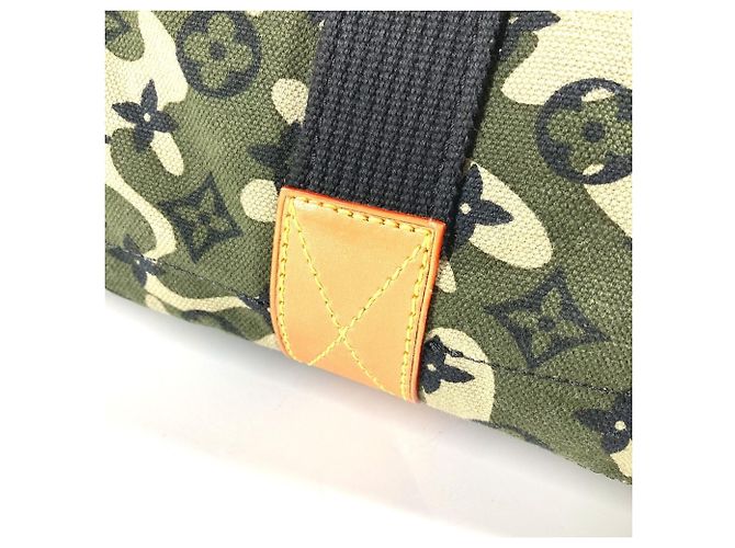 Borsa Tray Camouflage Monogram Louis Vuitton Nero Verde - vista 11