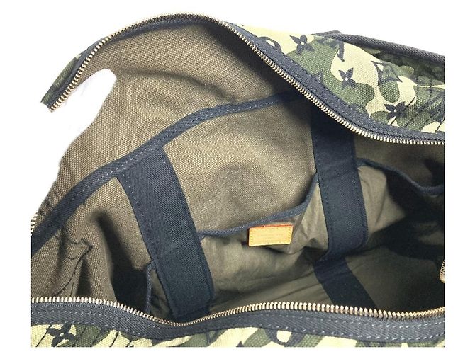 Borsa Tray Camouflage Monogram Louis Vuitton Nero Verde - vista 13
